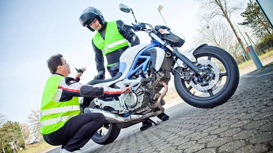 Fahrsicherheit auf dem Motorrad mit der Cityfahrschule